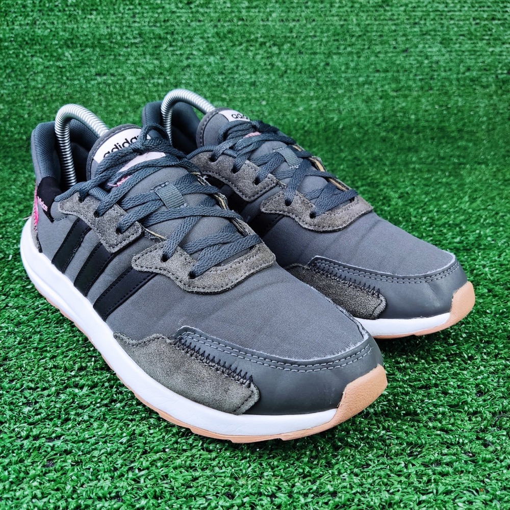 Adidas Sneakers Womens 8.5 Grey Retrorun FY8417 Athletic Suede Gum Sole Trainer
